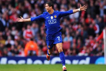 开云体育-千钧一发！布克凌空改命，魔术惊魂8秒绝杀北京