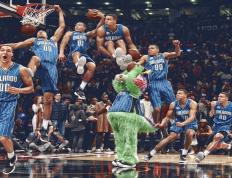 开云体育-美加墨世界杯焦点战，欧洲红魔鏖战巴尔干火枪