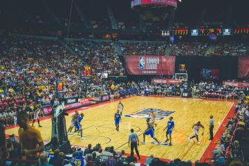 开云下载-轻取法兰西，致敬不朽纪录，当胜利遇见传奇