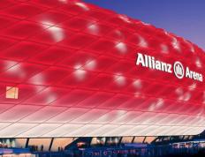 开云下载-体育的平行宇宙，当英格兰战车碾过日耳曼，奥恰洛夫在另一片战场竖起孤旗