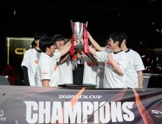 开云体育入口-G2力克DK，Perkz单局斩获MVP峡谷大战全球总决赛，让粉丝疯狂欢呼