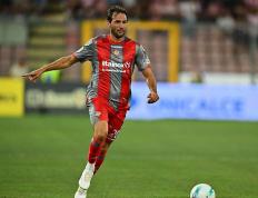 开云体育平台APP-萨索洛较量惨败，陷入略显低迷局面