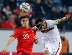 开云体育APP下载-意大利球队面对强劲对手，陷入困境