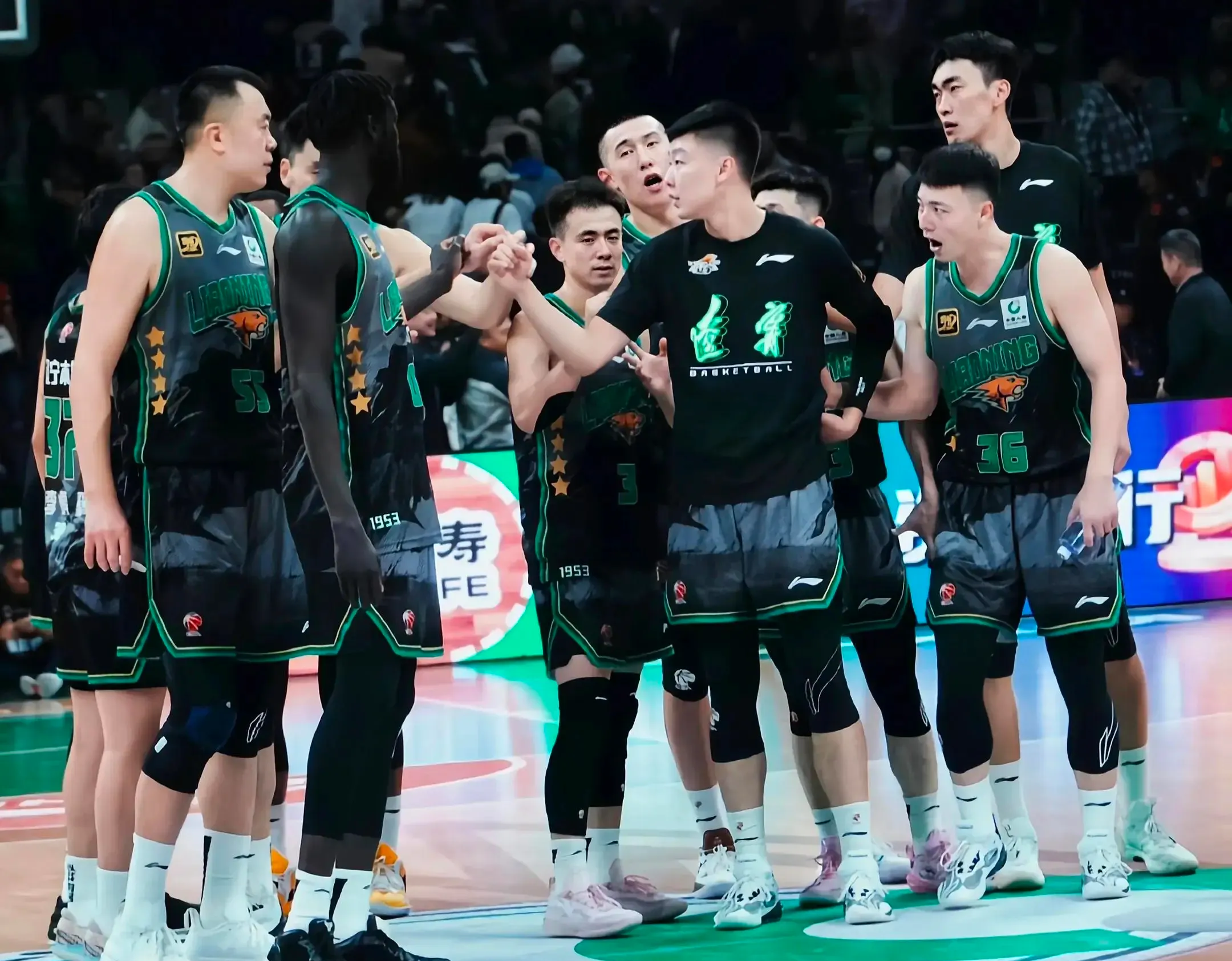 开云体育APP下载-辽宁队在比赛中展现出色,轻松取胜