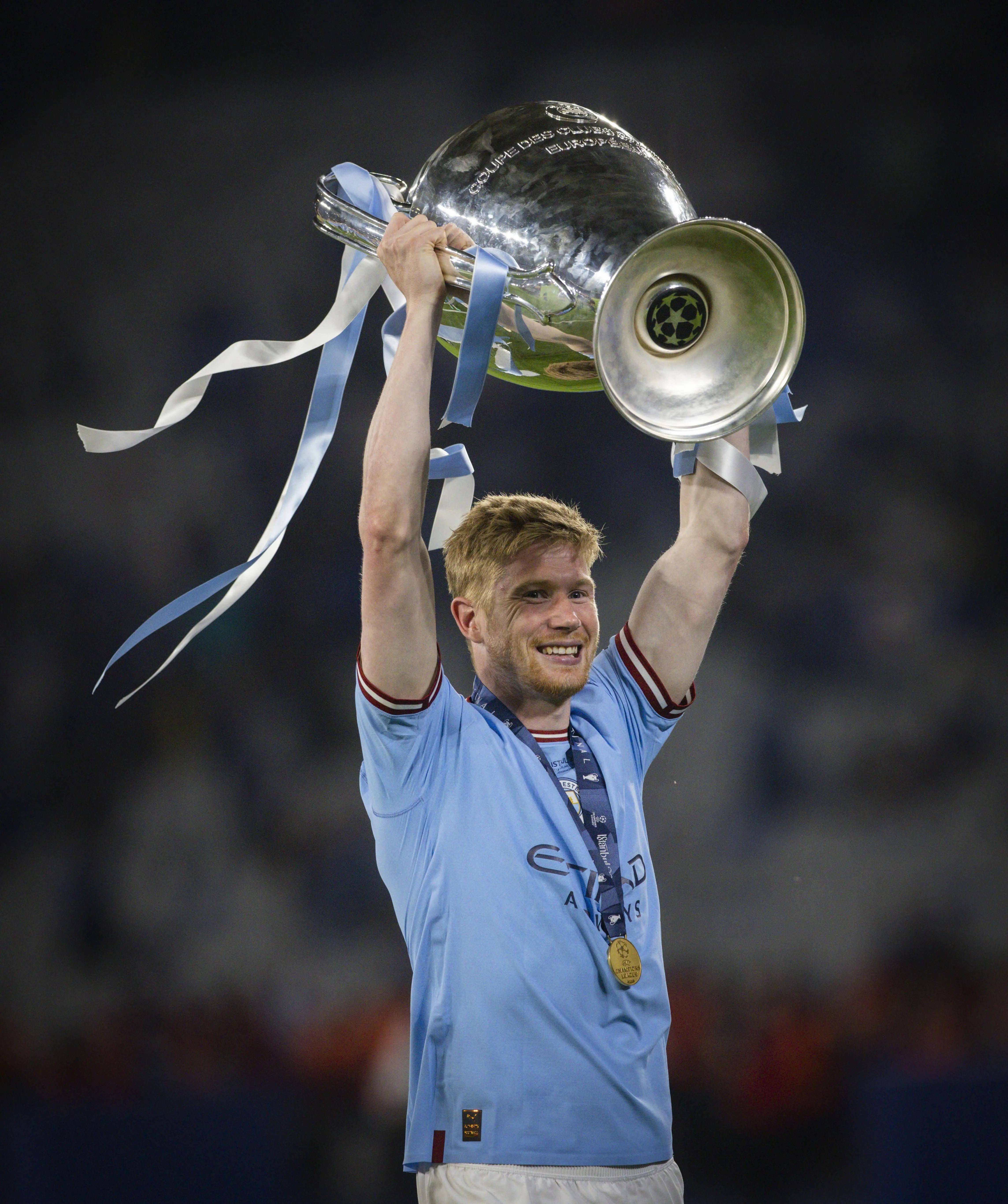 开云体育在线-雷丁主场迎战富勒姆，力争全取三分