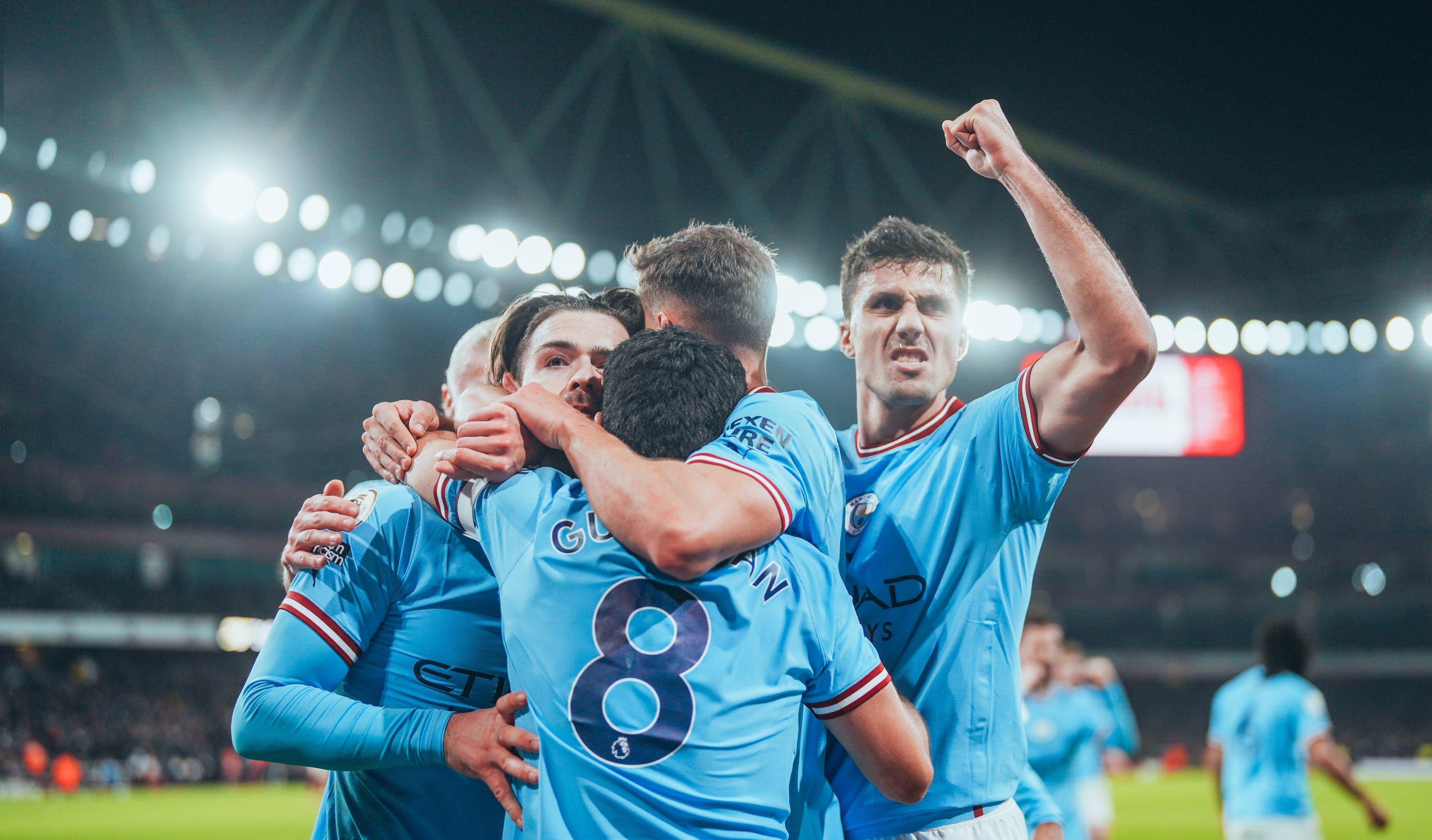 开云平台-争夺冠军热门,曼城艰难战胜尤文,吉布丹奴独中两元