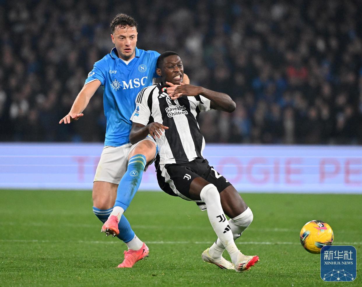 开云体育平台APP-尤文图斯客场不敌,意甲霸主状态下滑