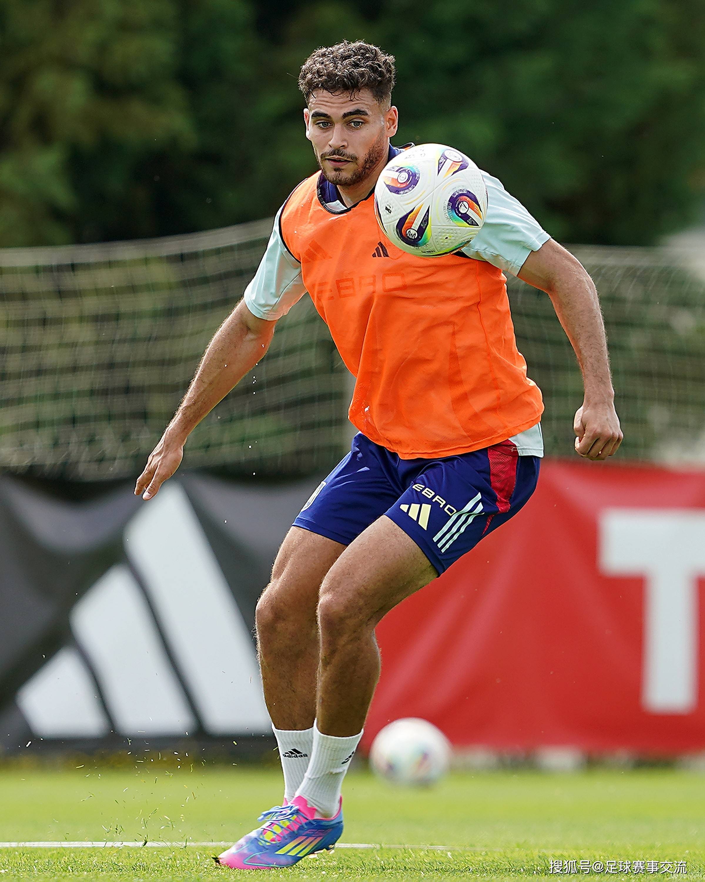 开云体育APP下载-西班牙挑战斯洛伐克:硬仗在即