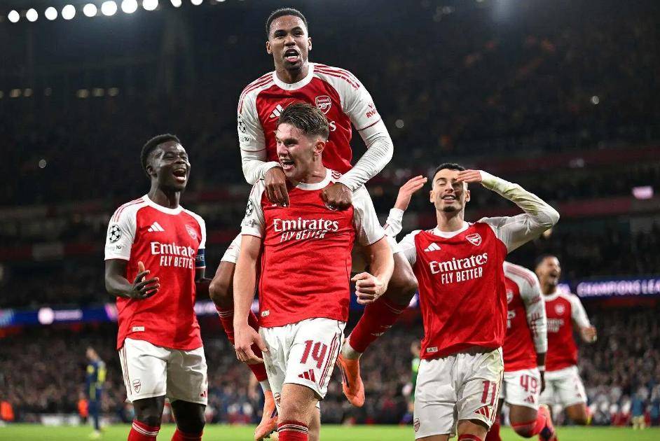 开云体育-阿森纳主场失利,卫冕冠军艰难保级