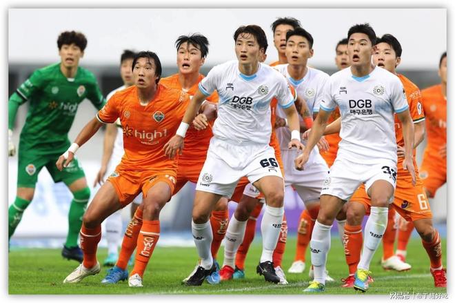 开云体育下载-甘肃队主场击溃对手，保持不败战绩