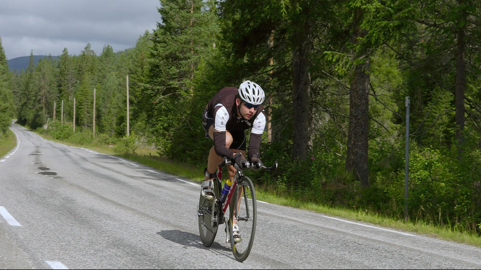 开云体育平台APP-血色的羽翼,在旧神骸骨上展开,英格拉姆的弑神之夜